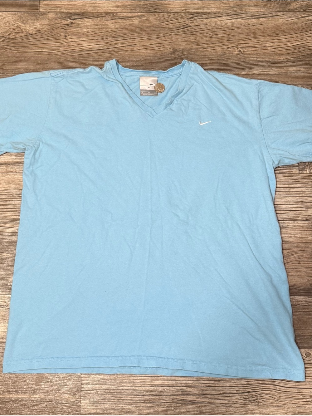 Vintage Y2K Nike Silver Tag Light Blue V-Neck Tee XL